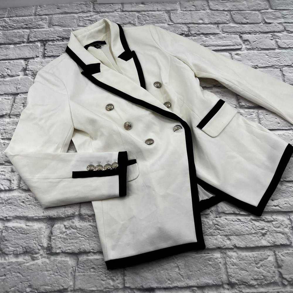 White House Black Market Contrast Studio Blazer White Black Trim Size 4